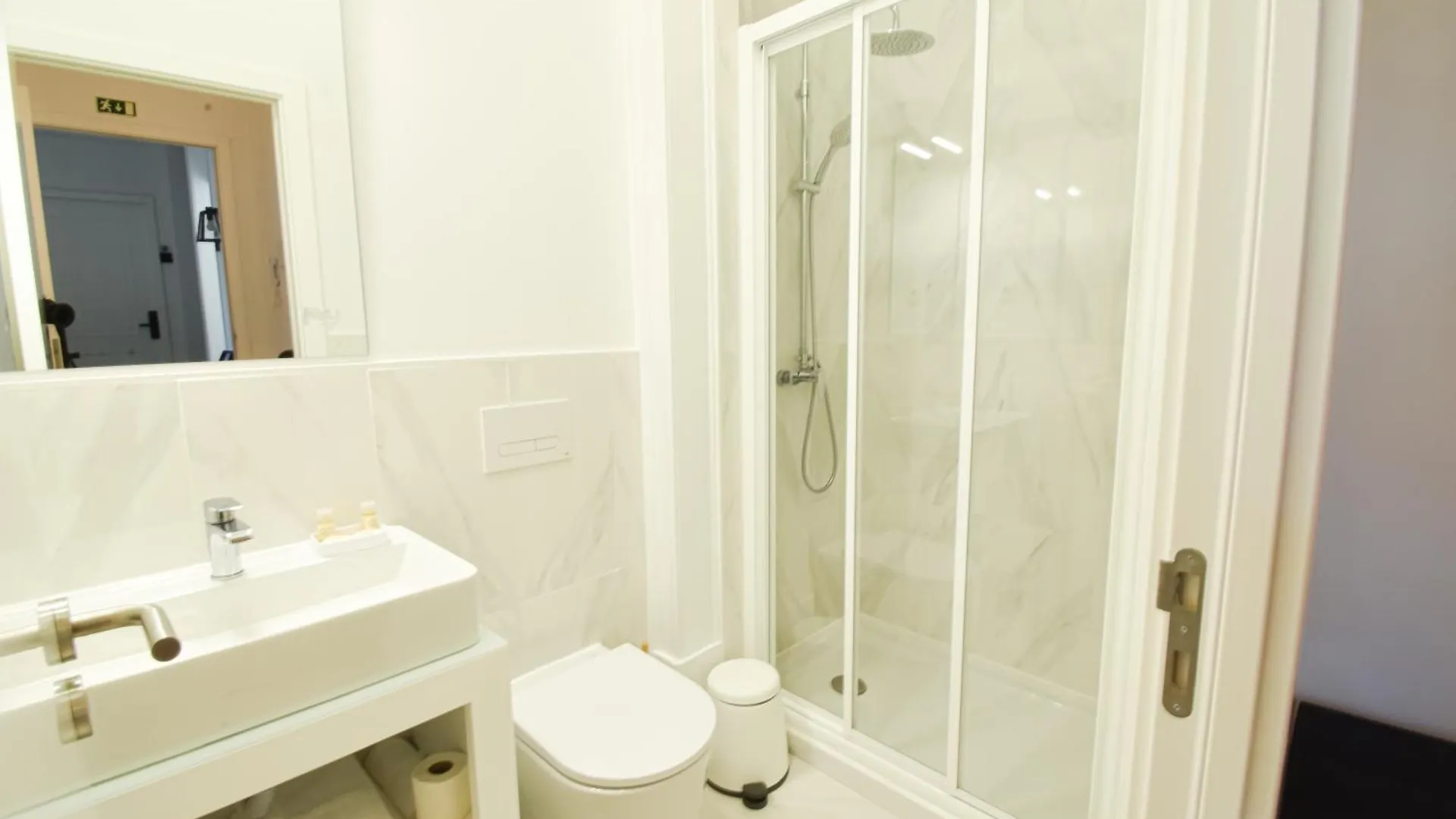 Apart Otel Laa Studios Coimbra